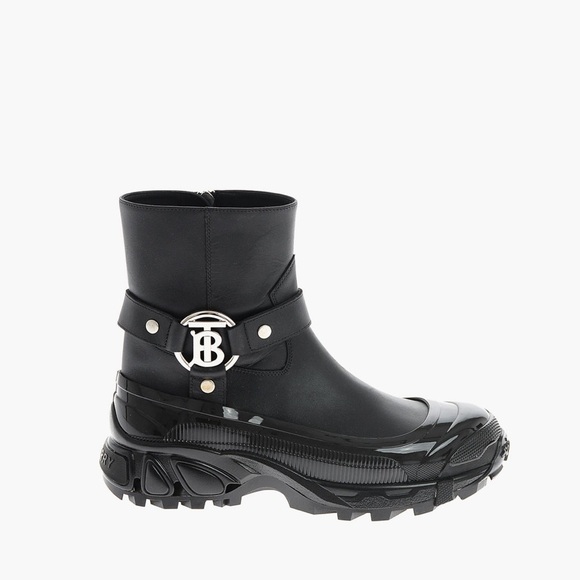 Burberry Boots Womans Leather TB Buckle Black Size EU 39.5/ US 9.5 $760 - Picture 1 of 16